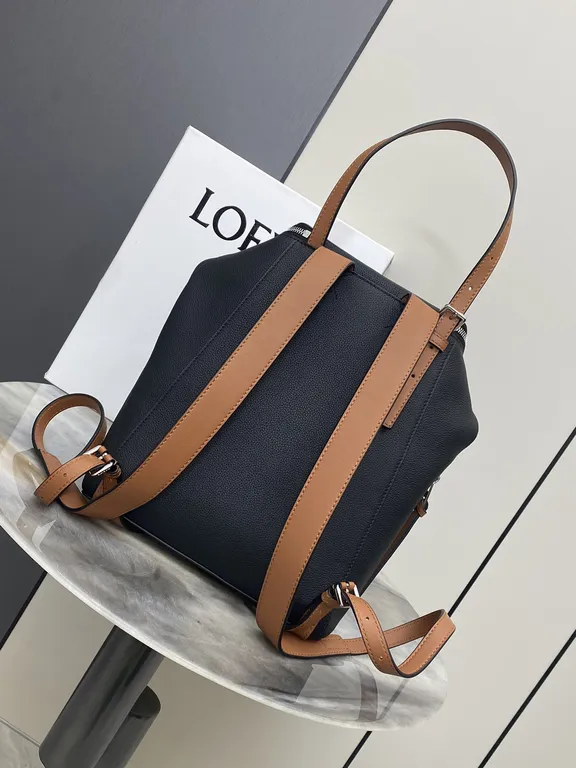 Loewe Bag 